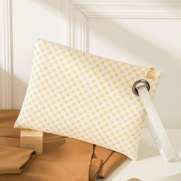 LuxKo Handbags - 🐝 French Plaid Envelope Purse